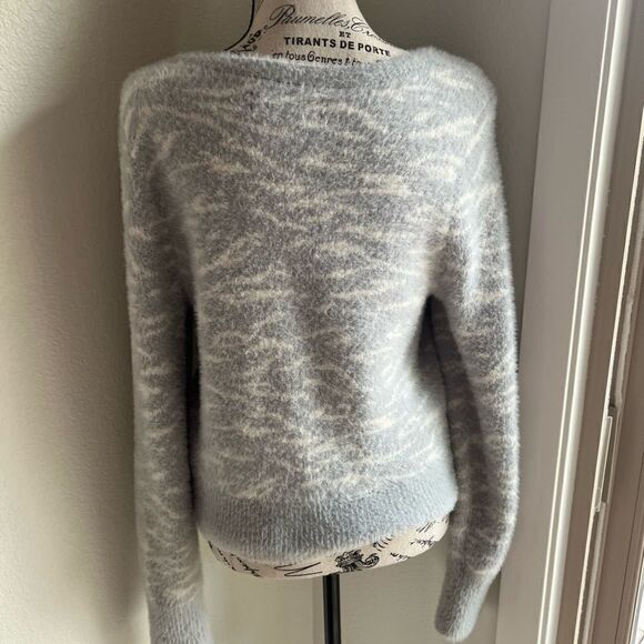 ABERCROMBIE soft V sweater M - Picture 4 of 11